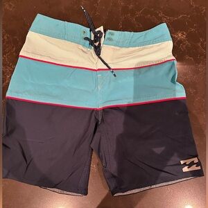 BILLABONG Tribong Boys Size Small Blue White Red & Navy Striped Board Shorts
